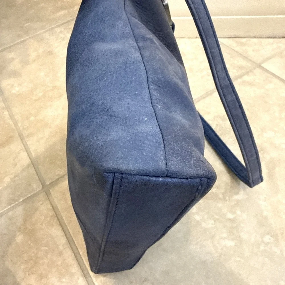HOBO international Leather crossbody Shoulder bag Blue Purse Boho Hippie Travel